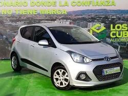 Gris Usado 2016 Hyundai i10 Utilitario | 9100 € (Precio justo)