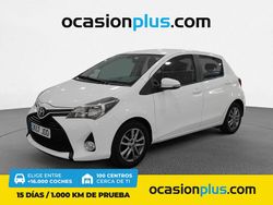 Blanco Usado 2015 Toyota Yaris Active Utilitario | 10.450 € (Precio justo)