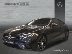 Gris selenita Usado 2022 Mercedes E220 AMG line Coupe | 42.900 € (Precio justo)