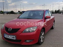 Rojo Usado 2003 Mazda 3 Active Berlina | 4590 € (Precio justo)
