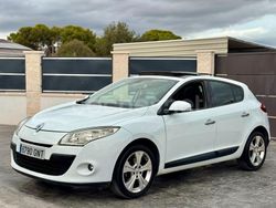 Blanco Usado 2009 Renault Mégane III Dynamique Berlina | 5999 € (Un poco caro)