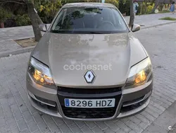 Beige Usado 2011 Renault Laguna III Berlina | 2900 € (Super precio)