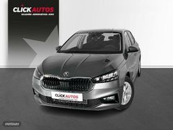 Gris Usado 2023 Skoda Fabia Ambition | 17.050 € (Precio justo)