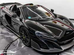 Negro Usado 2016 McLaren 675LT Descapotable | 356.900 €