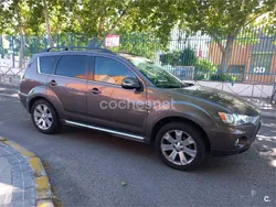 Beige Usado 2012 Mitsubishi Outlander Motion SUV | 16.000 €
