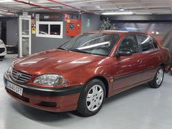 Granate Usado 2003 Toyota Avensis Terra Berlina | 4400 € (Precio justo)