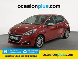 Rojo Usado 2016 Peugeot 208 Allure Utilitario | 10.350 € (Precio justo)