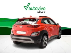 Rojo Usado 2023 Hyundai Kona SUV | 21.300 € (Buen precio)