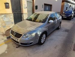 Gris / plata Usado 2006 VW Passat Advance Berlina | 4300 € (Precio justo)