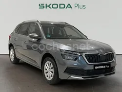 Gris / plata Usado 2024 Skoda Kamiq Selection SUV | 22.000 € (Precio justo)