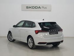 Blanco Usado 2024 Skoda Scala Selection Utilitario | 22.500 € (Un poco caro)