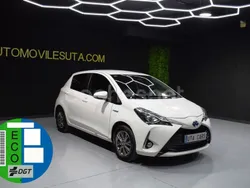 Blanco Usado 2018 Toyota Yaris Hybrid Active Berlina | 9975 €