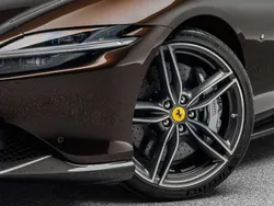 Marrón Usado 2022 Ferrari Roma Coupe | 225.000 €