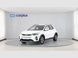 Clear white (sólido) Usado 2022 Kia Stonic SUV | 17.190 € (Un poco caro)
