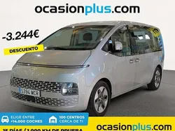 Plateado Usado 2022 Hyundai Staria Van | 32.446 € (Buen precio)