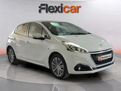 Blanco Usado 2016 Peugeot 208 Access Utilitario | 6990 € (Precio justo)