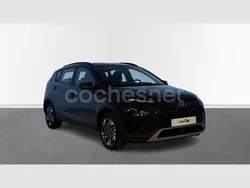 Gris / plata Usado 2023 Hyundai Bayon SUV | 17.900 € (Precio justo)
