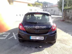 Negro Usado 2009 Opel Corsa Color Edition Berlina | 3000 € (Precio justo)