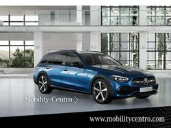 Azul Nuevo 2025 Mercedes C220 Familiar | 68.975 €