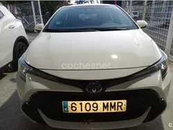 Blanco Usado 2024 Toyota Corolla Active Berlina | 25.000 € (Precio justo)