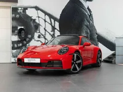 Rojo Usado 2025 Porsche 911 Carrera Coupe | 174.911 €