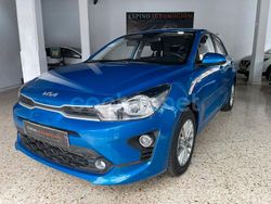 Azul Usado 2023 Kia Rio Berlina | 13.990 € (Precio justo)