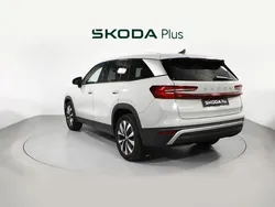 Gris Usado 2024 Skoda Kodiaq Selection SUV | 42.650 €