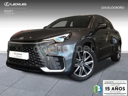 Gris / plata Usado 2024 Lexus LBX SUV | 38.400 € (Caro)
