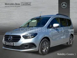 Gris / plata Usado 2024 Mercedes T160 Monovolumen | 35.077 €