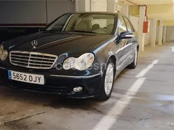 Negro Usado 2005 Mercedes C200 Elegance Berlina | 6700 € (Precio justo)