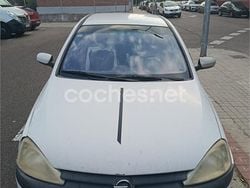 Gris / plata Usado 2002 Opel Corsa Club Berlina | 1390 € (Buen precio)