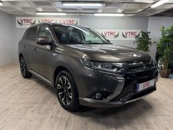 Usado 2016 Mitsubishi Outlander SUV | 16.800 € (Un poco caro)