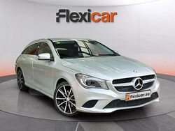Gris Usado 2015 Mercedes CLA220 Shooting Brake AMG line Familiar | 14.990 € (Super precio)