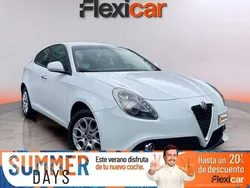 Blanco Usado 2019 Alfa Romeo Giulietta Super Utilitario | 16.290 € (Un poco caro)