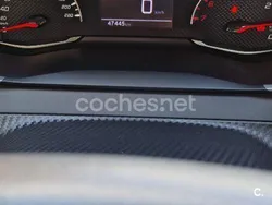 Blanco Usado 2021 Peugeot 208 Active Utilitario | 12.500 € (Precio justo)