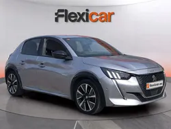 Gris Usado 2020 Peugeot 208 GT Utilitario | 14.190 € (Un poco caro)