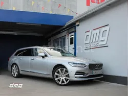 Gris / plata Usado 2018 Volvo V90 Inscription Familiar | 23.900 € (Precio justo)