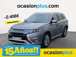 Blanco Usado 2021 Mitsubishi Outlander P-HEV SUV | 26.490 € (Un poco caro)