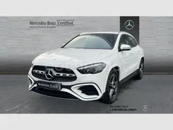 Blanco polar Usado 2024 Mercedes GLA200 AMG line SUV | 41.900 € (Precio justo)