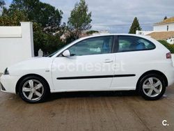 Blanco Usado 2007 Seat Ibiza Reference Berlina | 2800 € (Precio justo)