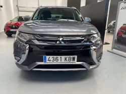 Gris Usado 2017 Mitsubishi Outlander P-HEV SUV | 21.800 € (Precio justo)