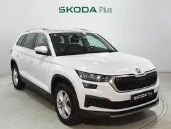 Blanco Usado 2023 Skoda Kodiaq Ambition SUV | 32.800 € (Precio justo)