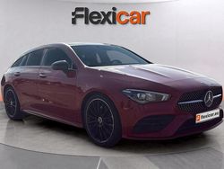 Rojo Usado 2020 Mercedes CLA200 Shooting Brake Familiar | 25.690 € (Precio justo)