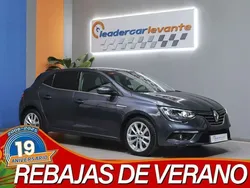 Gris Usado 2019 Renault Mégane IV Zen Berlina | 16.900 € (Un poco caro)