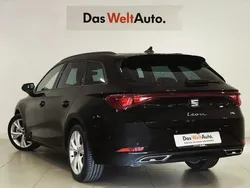 Negro Usado 2024 Seat Leon ST FR Familiar | 24.990 € (Precio justo)