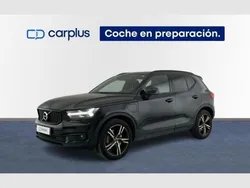 Usado 2020 Volvo XC40 Momentum SUV | 27.990 € (Precio justo)