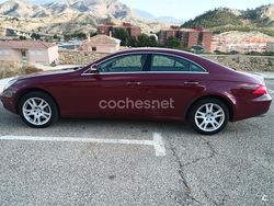 Granate Usado 2012 Mercedes CLS350 Shooting Brake Familiar | 7999 €