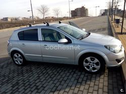 Gris / plata Usado 2006 Opel Astra Enjoy Berlina | 3100 € (Precio justo)