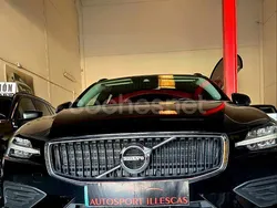 Negro Usado 2020 Volvo V60 Familiar | 20.999 € (Buen precio)