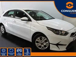 Blanco Usado 2023 Kia Ceed Berlina | 17.590 € (Precio justo)